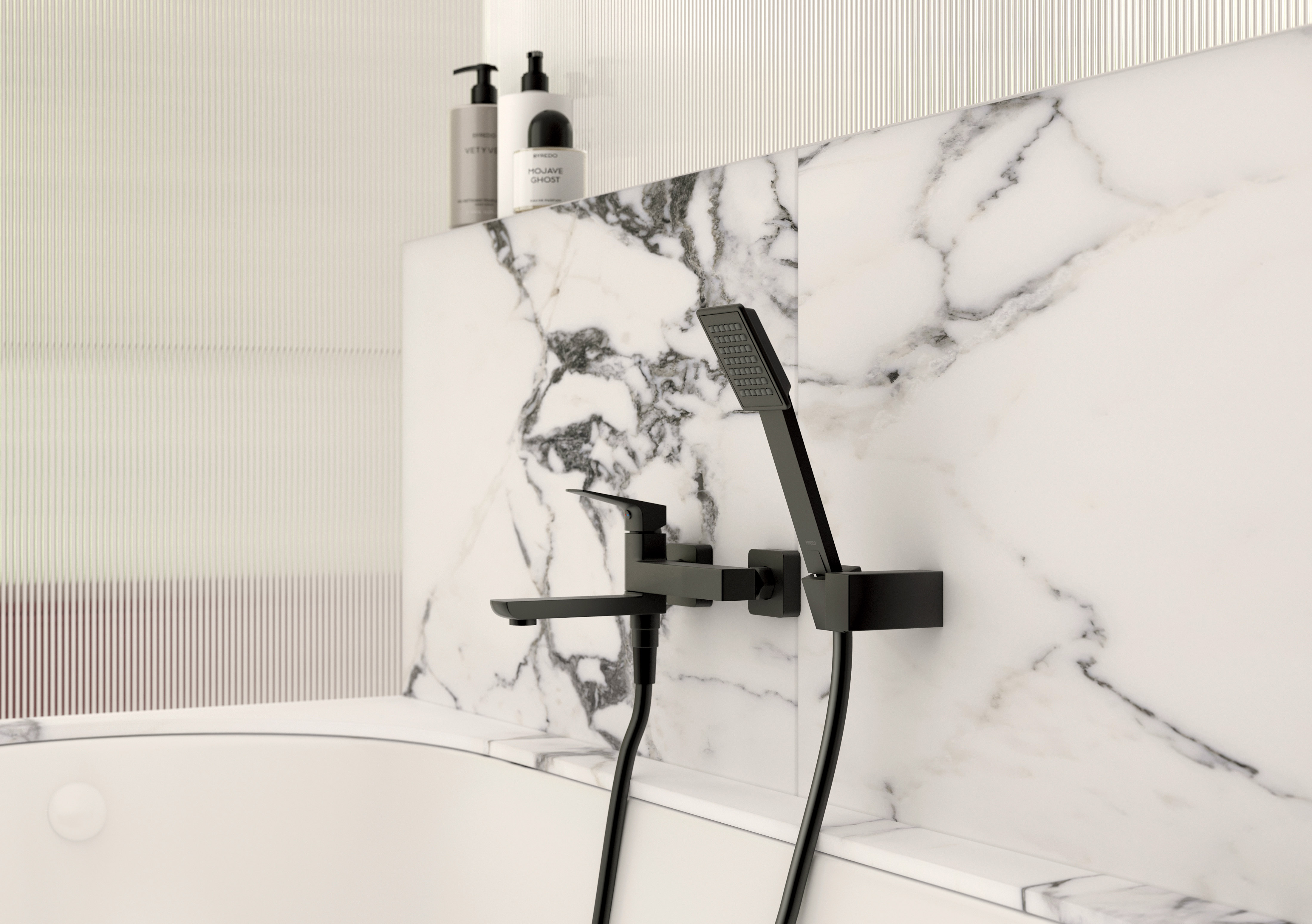 interior-jagodowy-shake-(vitto-black)-close-up-bateria-wannowa-4400px-(2)